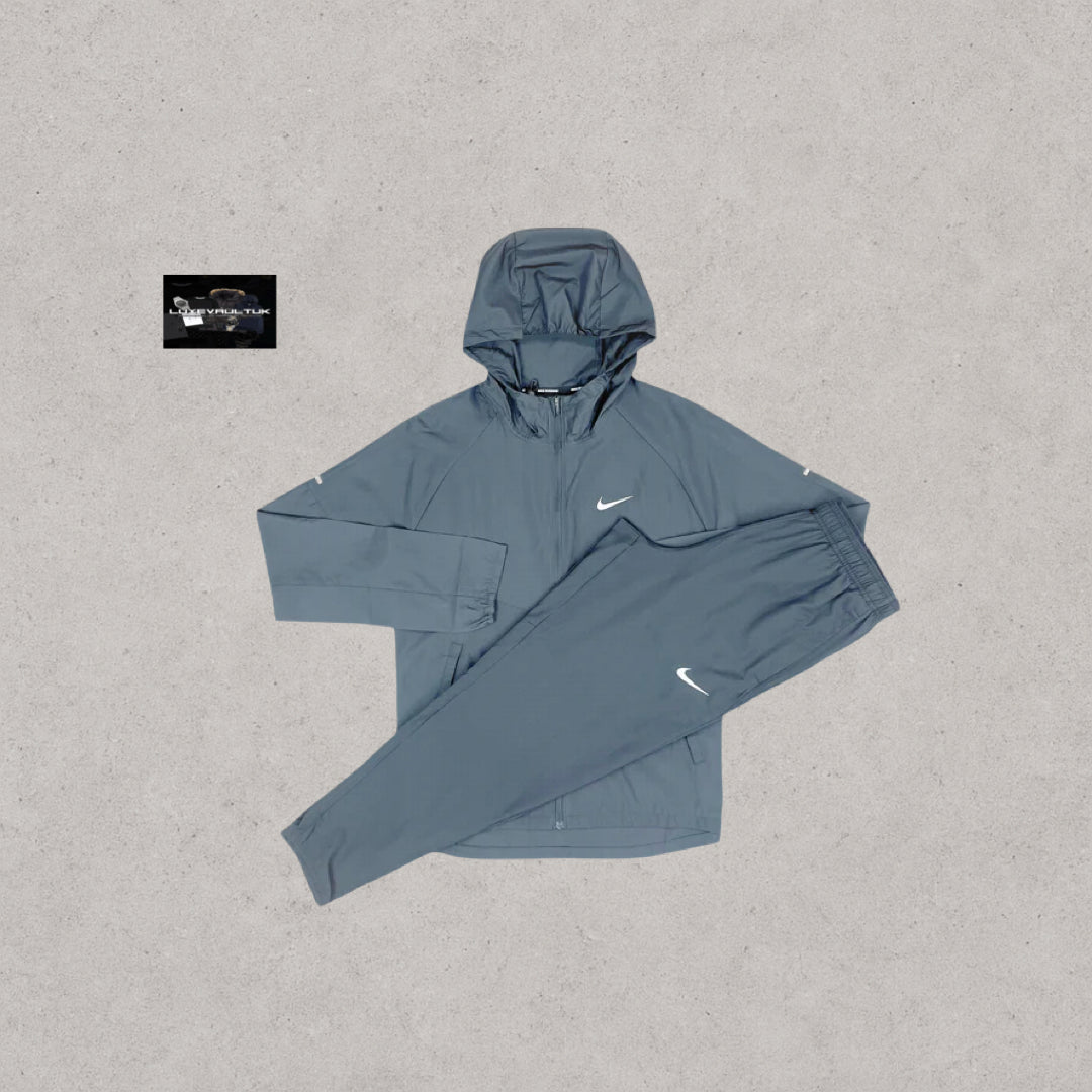 Nike miler sets